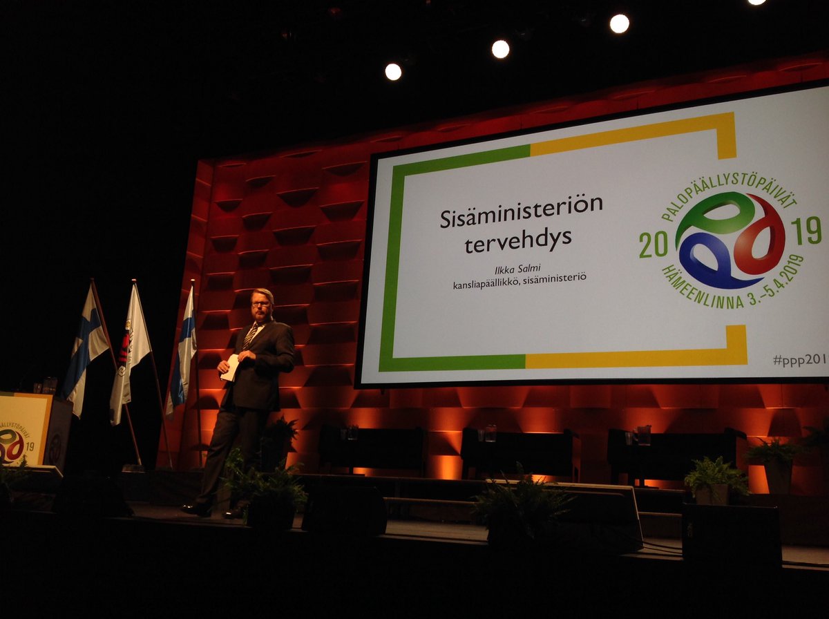 DanielSaarinen1's tweet photo. Suomalainen vahvuus on yhteistyö kolmannen sektorin, järjestöjen kanssa. #ppp2019 @ilkka_salmi @Sisaministerio #kaikkipelastetaan @mutualtrust10 https://t.co/jK4KL12Mxv