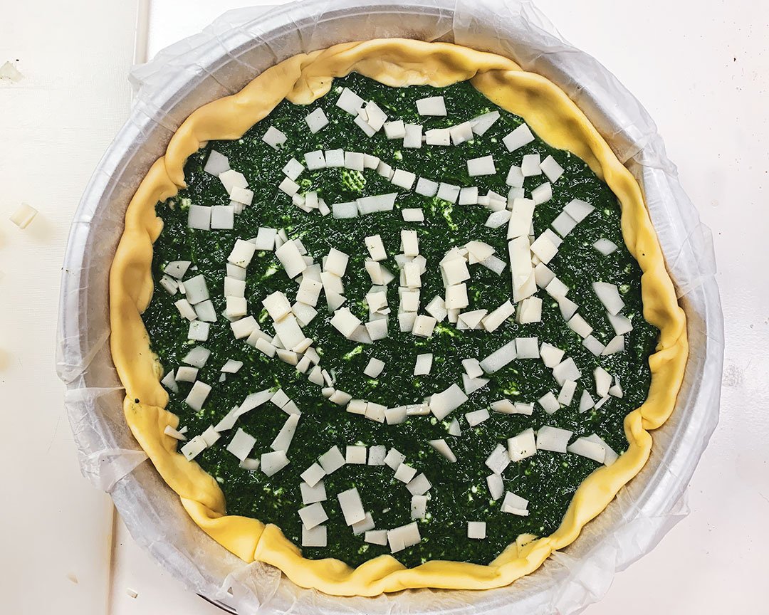 _leilaura's tweet image. Here’s what I do when I need to relax: cook + letter (yeah, it’s supposed to be Quiche but there wasn’t enough space 🤫) Check out my ig stories if you want to see the process! 😋
instagram.com/p/BvzfpbvnLJ5/ #creativelettering #lettering #foodlettering