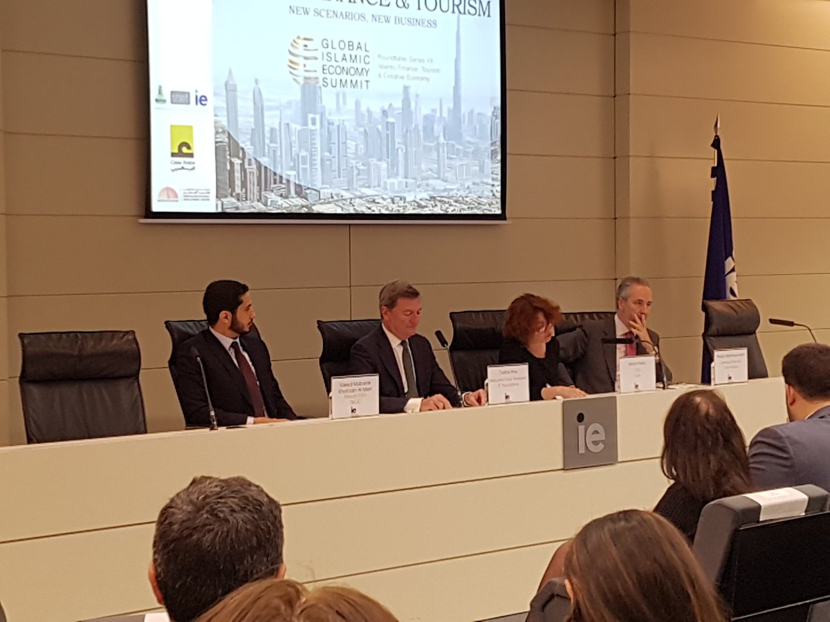 yas_salem's tweet photo. Comenzamos con el panel de bienvenida del #GIES2019 en @IEbusiness con #CarlosMas #IeFoundation  #MariaPeña @ICEX_  @SaeedKharbash #DIEDC y #pedromartinezavial @Casaarabe https://t.co/KLvRw5BT1o