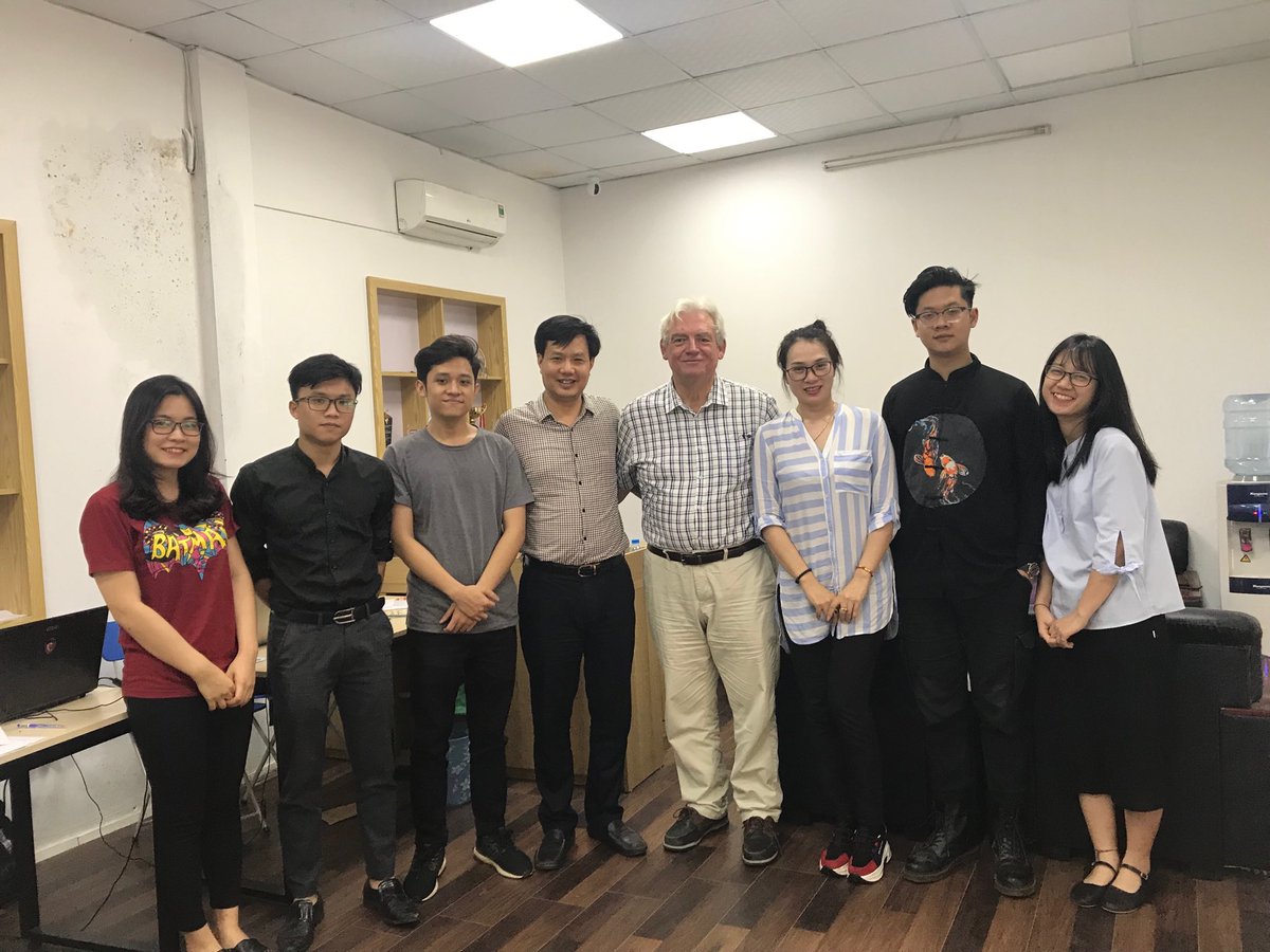 AlanWest5's tweet photo. MoU signing between Exscitec and RICE- Research Institute for Creative Education at Vietnam National University to support student engagement with the STEM World ASEAN programme July 2019 at University of Nottingham Malaysia Campus. https://t.co/zsm8q3GdMv