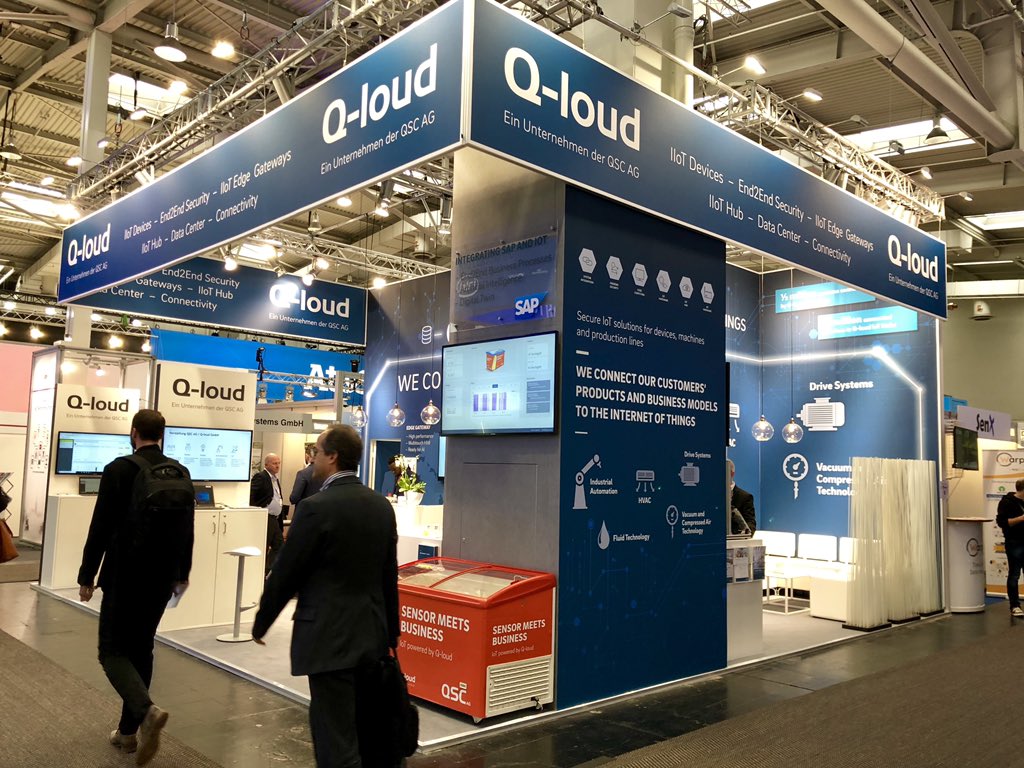 LukasAliger's tweet photo. Another Day @ #HMI19. You want #icecream? We still have some... And by the way i can tell you something about Innovative Use Cases! #QSCsap #rocketsontour https://t.co/zR3qkjsRPW