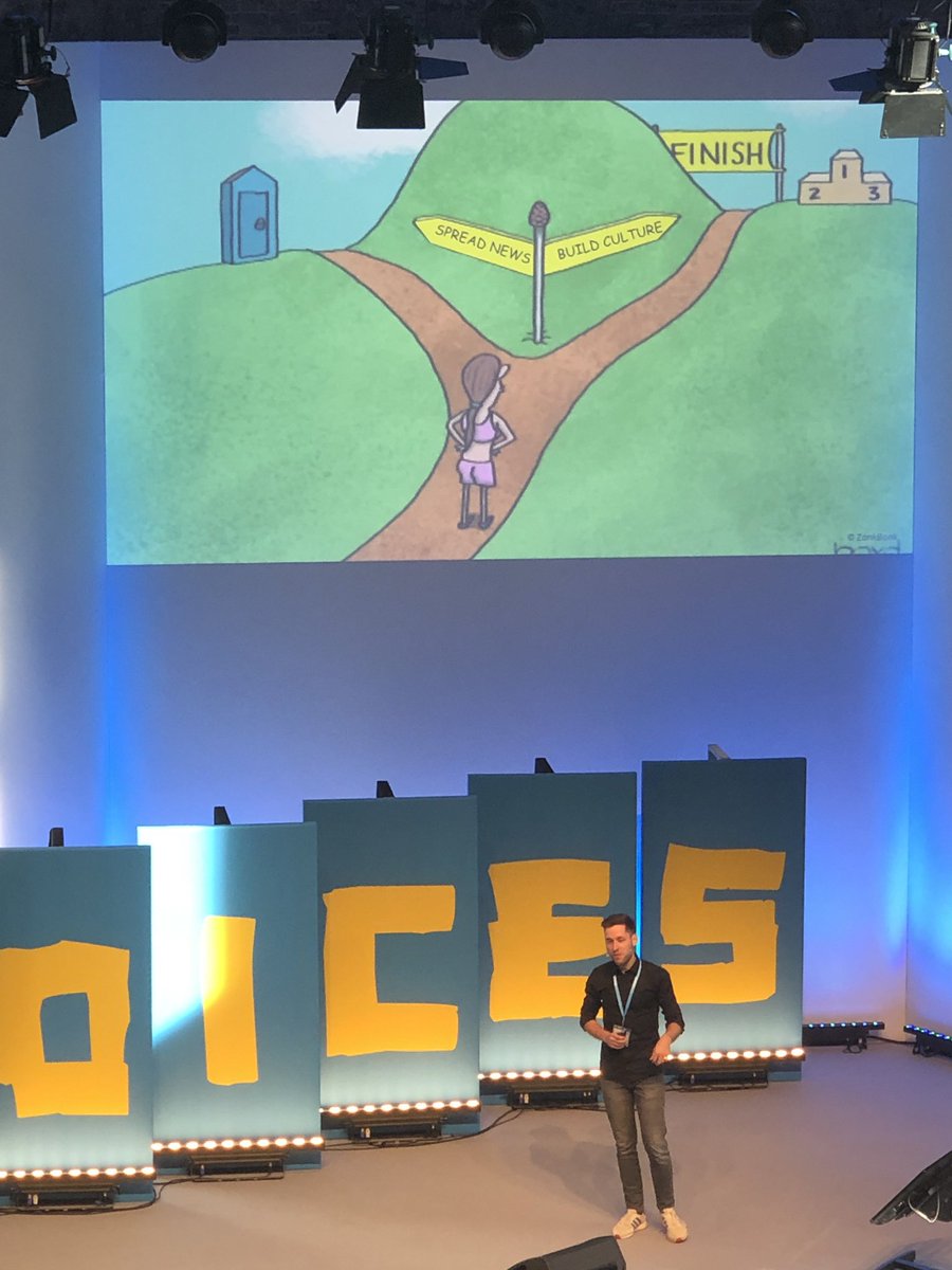 frankx's tweet photo. “Spread news” oder “Build culture” #VCS19 https://t.co/buzL6JFP76