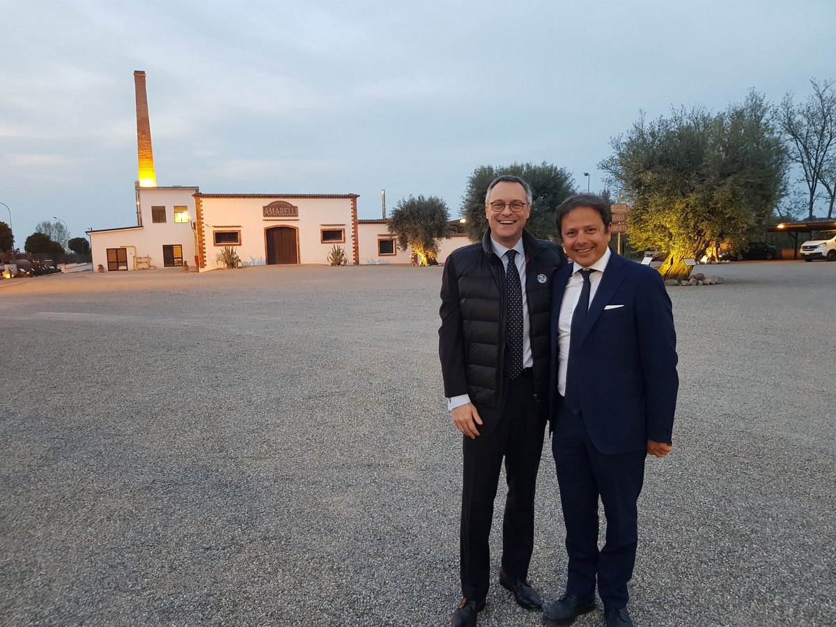 CarloBonomi_'s tweet photo. Una gioia visitare l'unico #MuseodellaLiquirizia esistente al Mondo. Se potete andate a Rossano al museo della famiglia #Amarelli @MuseoAmarelli, 11 generazioni di imprenditori !! Esperienza indimenticabile. Grazie Fortunato !! https://t.co/XLgxRThrb7