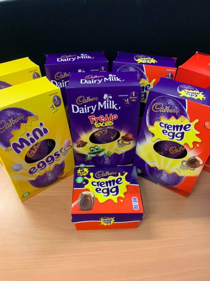 Inplacerecruits's tweet photo. 🍫🎉 Prizes up for grabs in the office today! 🎉🍫
Getting into the Easter spirit 🐣🐰 https://t.co/mVPh2PB8hk