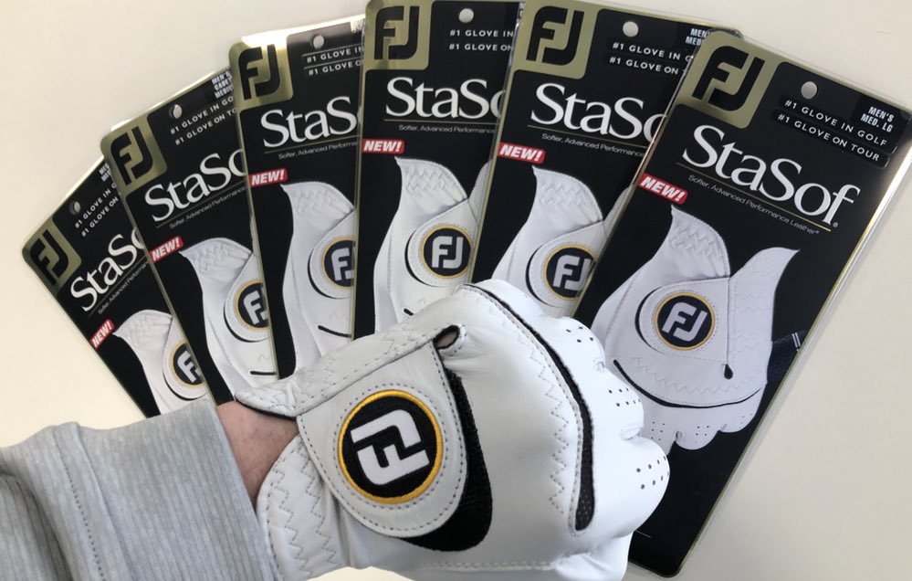 FootJoyEurope's tweet image. Kick off the season with the #1GloveinGolf 

WIN a dozen of the brand new StaSof 🧤 

To enter
Follow us ✅
Retweet ✅
Tag a friend ✅

Comp closes at 5pm Friday April 5.
