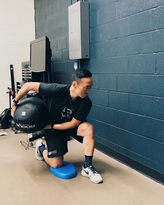 We’ve been getting some questions via social media on why we start so many exercises on our knees
.
We commonly start with half kneeling or tall kneeling because it takes away the dependency of the lower extremities and allows clients to understand that power comes from the …