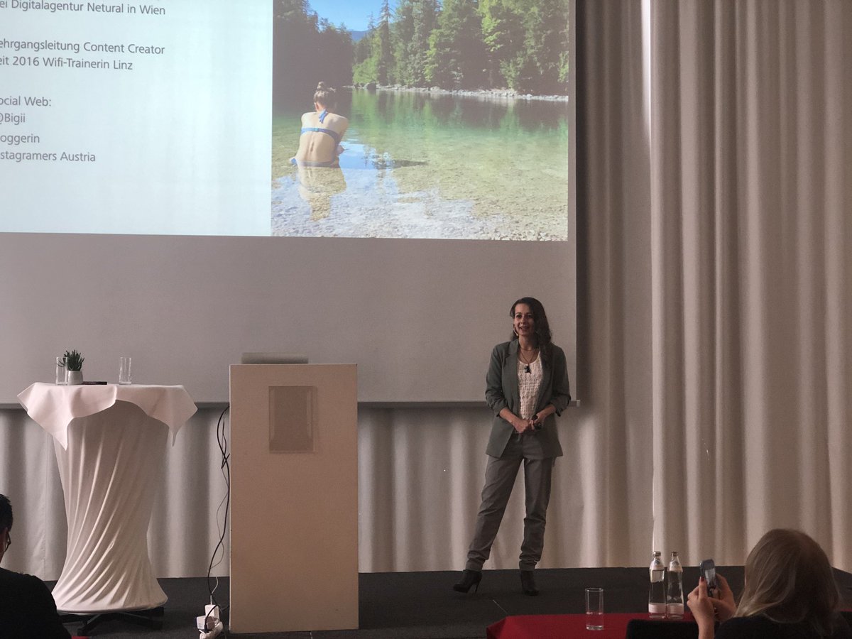 M_on_T's tweet photo. Mega Trend: Virtualität und Realität- Social Media Events - IN Martketing Conference @birgii #mot19 #imc19 #incon19 @netural https://t.co/6KpTLLAiuW