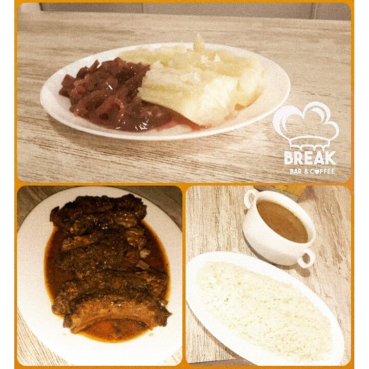 SevillaBreak's tweet photo. Ven y combina a tu gusto: 😍 #Costilla de Cerdo
#Arroz
#habichuelas
#yuca
En #SevillaBreak.

#ComerteLoMejor #Sevilla
#CocinaLatina #bar #tapas #Coffee #ParaLLevar o #ComerAqui https://t.co/B6LYTlV6GH