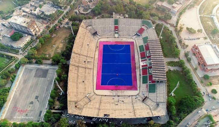 _medico_legal_'s tweet photo. Aerial view of National Hockey Stadium Lahore Pakistan
#TheRealPakistan💚🏑💚 https://t.co/sCFtJ9FmFa