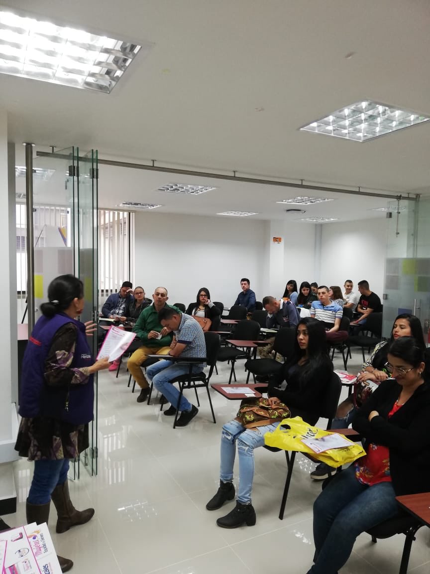 SecMujerMzl's tweet photo. #UnTotal de 600 personas asistieron ayer a la “Microrueda de Empleo”del SENA, en la cual participó la Secretaría de Mujeres y Equidad de Género, de estos participantes 402 fueron mujeres. #PorMásEspaciosDeAutonomíaPsraNuestrasMujeres 👏👩👩‍🦰👩🏾‍🦳👩‍⚕️👏
@CiudadManizales @jcardonaleon https://t.co/XrSiXYhn9M