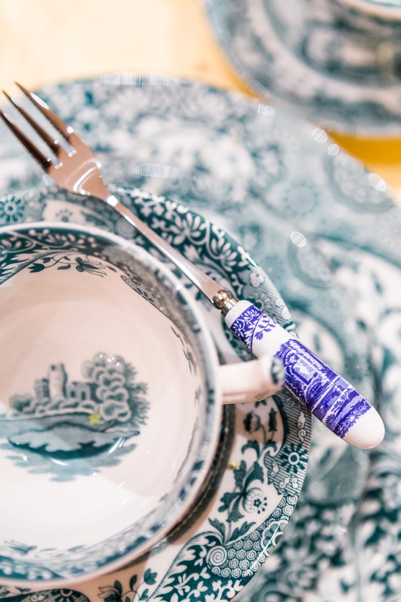 NEW &amp; exclusive! For Spode's first-ever collaboration, the famous Blue Italian collection has been re-imagined in a beautiful green exclusively for Fortnum's. Handmade in England, each piece is an heirloom in the making &gt; bit.ly/2Fjzlch <a href="/by_spode/">Spode UK</a>