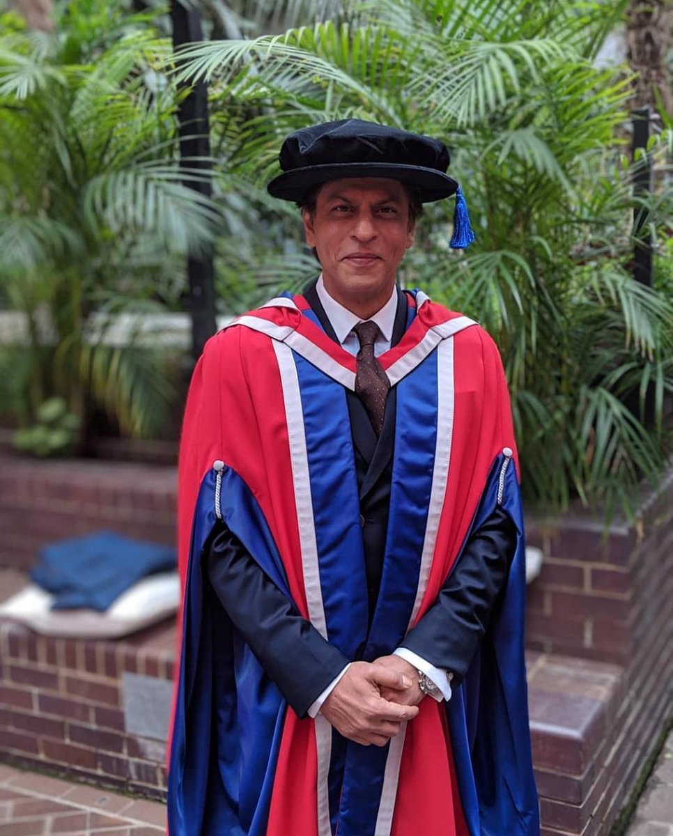 Just another regular day for King Khan!!!
SRK with the Honorary Doctorate by <a href="/UniversityofLaw/">The University of Law</a>!
Representing India on a global level like always. So proud of <a href="/iamsrk/">Shah Rukh Khan</a>. Congratulations on another feather in your hat. We love you! ♥️

#ULawGrad