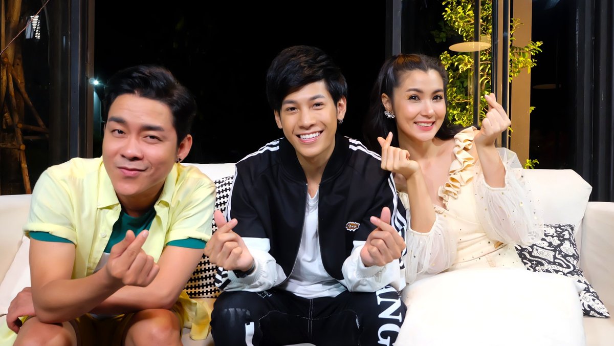 raberdkrua's tweet photo. ใครอยากชิมฝีมือการทำอาหารของ 💖"สิงโต"💖บ้างจ๊ะ ใส่ความน่ารักสดใสอร่อยทั้งจานเลย💟💟 ติดตามได้ใน #ระเบิดครัว เสาร์นี้ 13:45 น. ช่อง3SD ช่อง28 นะ 😍😍😍💞

@stjinx_maya @jokesocool @jaja_primrata 
#singtoprachaya #brajaojoke #jajaprimrata https://t.co/f5D6xV9BGO
