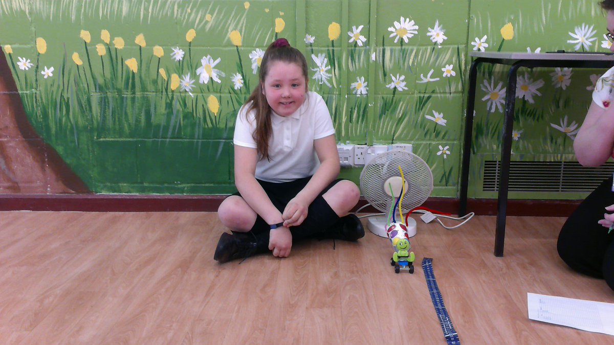 A fantastic effort by everyone in Foxes designing their cars from recyclable materials for Mrs <a href="/LauraBurrell9/">Laura Burrell</a> 's science competition. <a href="/moorlandsbelton/">Moorlands Primary</a>