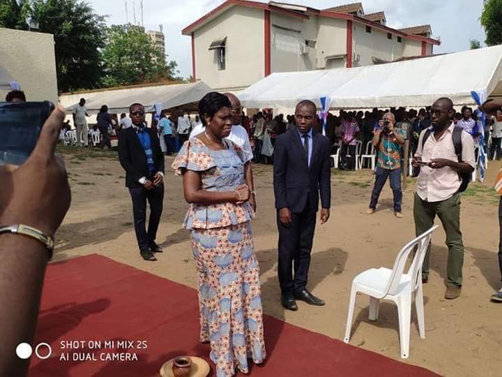 PopulaireFront's tweet photo. LE FPI REND UN VIBRANT HOMMAGE À L'ÉCRIVAIN BERNARD BINLIN DADIÉ.
Le parti que préside le Président Laurent GBAGBO, a organisé ce jour mercredi 03 avril 2019 une cérémonie d'hommage au grand combattant de la liberté et écrivain émérite BERNARD BINLIN DADIÉ décédé le 9 mars 2019 https://t.co/3P0Ukh7RLZ