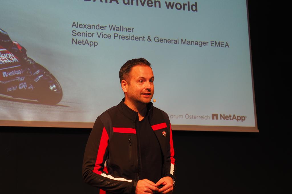 Die Keynote von <a href="/alexwalln/">Alexander Wallner</a> hat auf dem Wiener #Technologieforum den Trend aufgezeigt: Ein effizientes und flexibles #Datenmanagement legt die Grundlage für eine innovative #Multicloud-Umgebung.