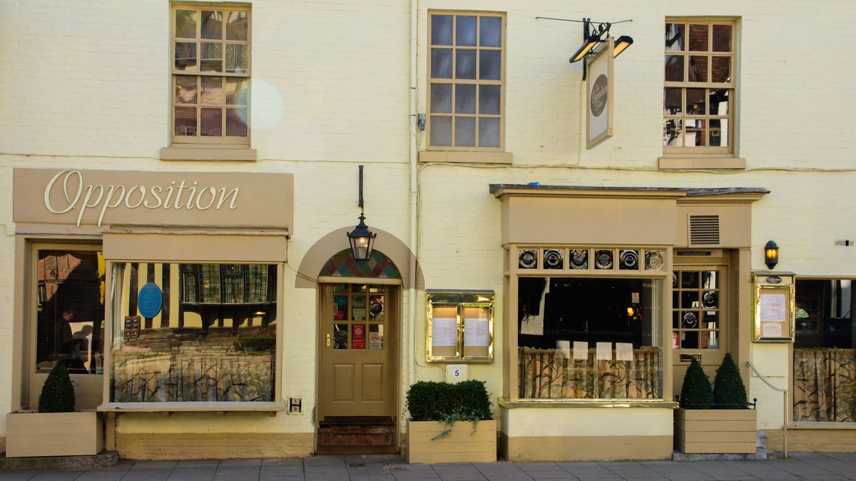 Our #Specials menu this week - theoppo.co.uk/specials-menu/

Book a table now - 01789269980 or visit theoppo.co.uk/reservations