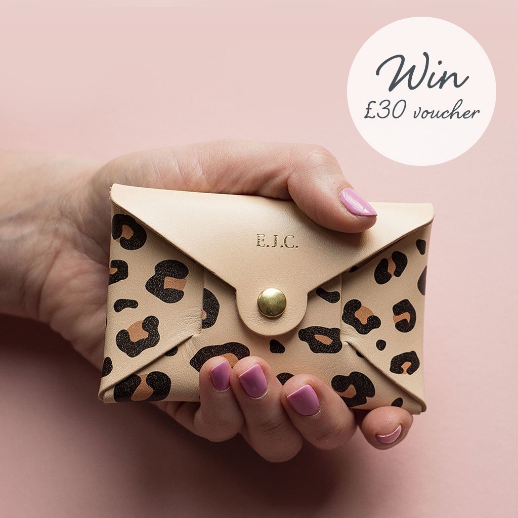 CreateGiftLove's tweet image. eepurl.com/gmMYWP #Win a £30 voucher to spend on site.. Just sign up to our newsletter going out Sunday 8pm to find the hidden code 🕵#competition