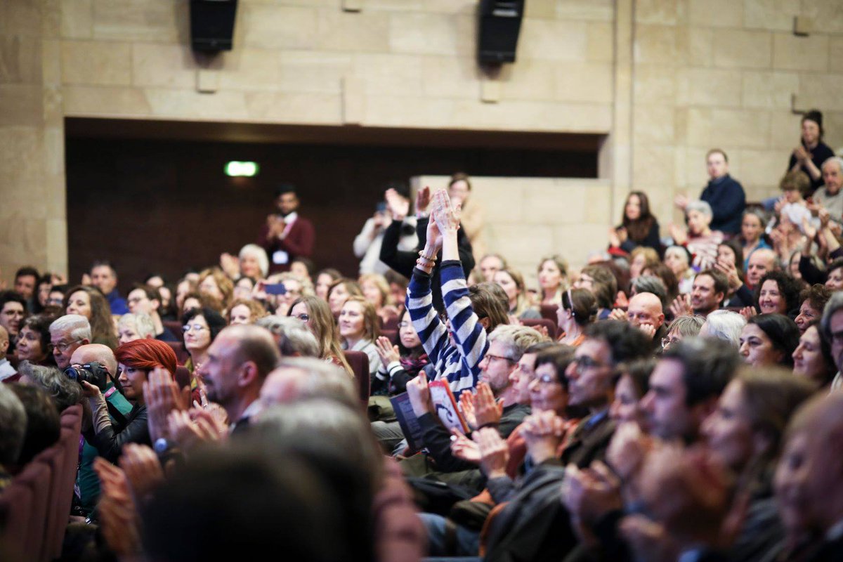 Bagno di folla per le prime due serate del #MENOW10 a @QDCompagnia e che emozione avere con noi il due volte premio #Oscar #AsgharFarhadi!
Ancora tantissimi film e numerosi eventi speciali nei prossimi giorni del festival! Scopri di più su middleastnow.it