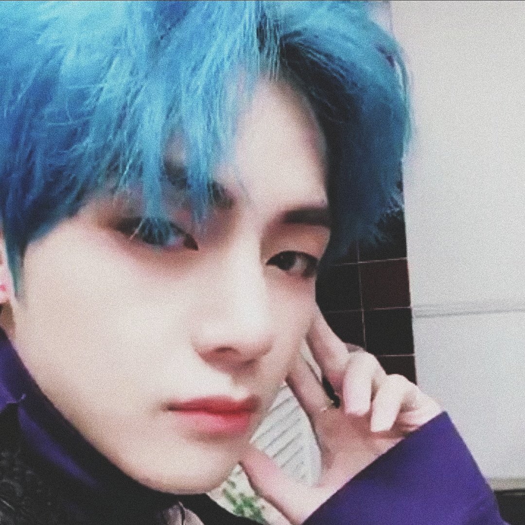 kanrojikyawaii's tweet photo. r u human? 😭😭😭
@BTS_twt
#Taehyung #BTS #BT21_UNIVERSE #BTSARMY #BTSPEDIA #BTSV #BTS_MapOfTheSoul #BtsInParis #MAP_OF_THE_SOUL_PERSONA #btsfanart https://t.co/oXOJy6aOjH