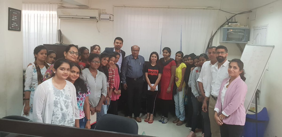 IES8's tweet photo. Training session was done by Mr.J.v Murty ( vice Chairman, Woxsen schools).
#Trainingsession #Training #session #Team #Teamsession #Bangalore #indianeducationalservices https://t.co/JlEPxm89BO