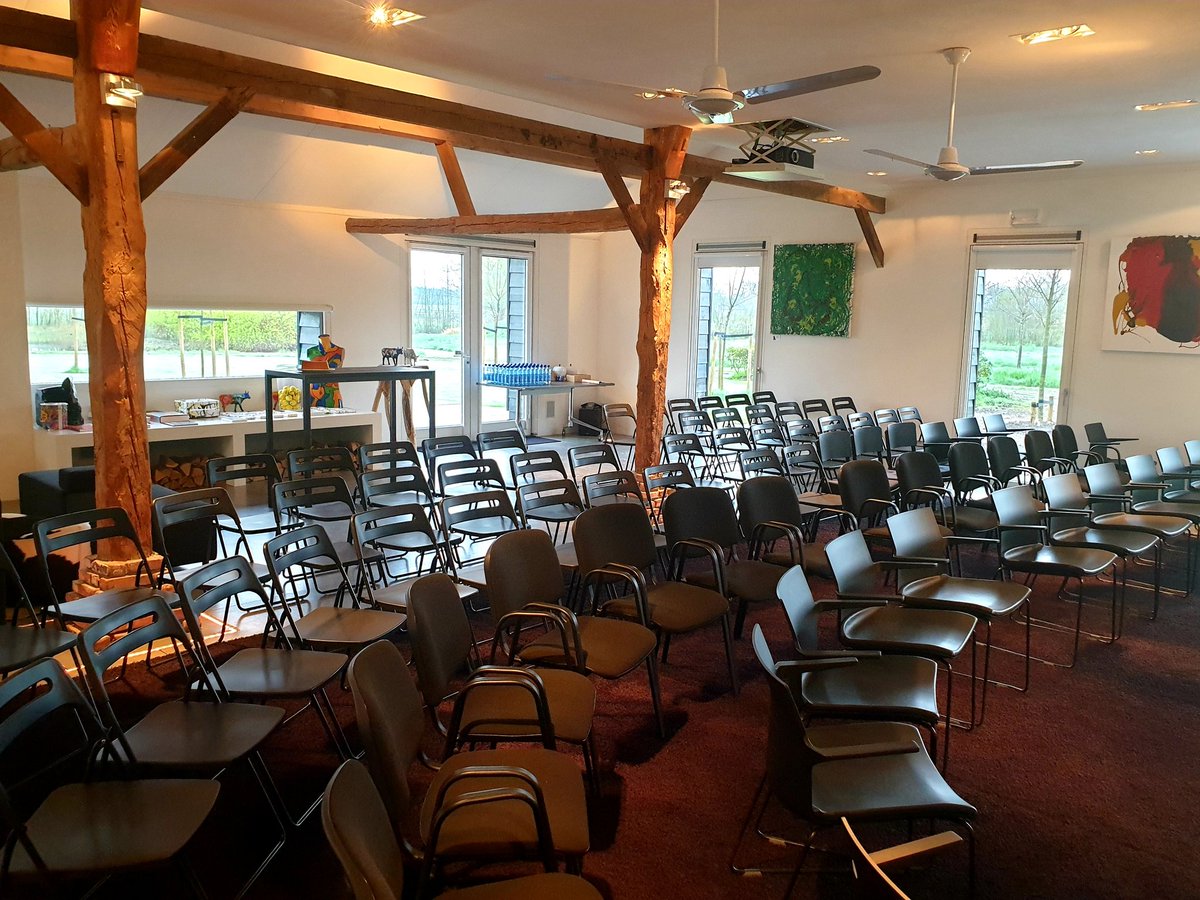 Hosting a meeting with 70 people from an international company today, welcoming German and American trainers as well #cittaslow #meeting #brabant