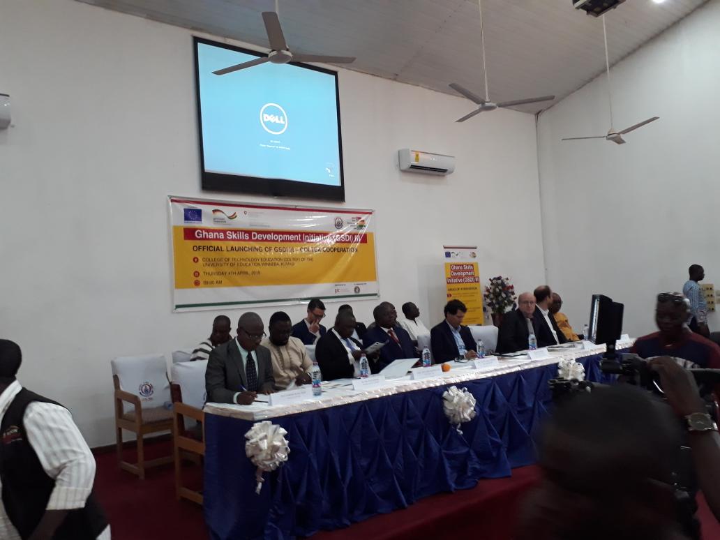 Ghana_Skills's tweet photo. Arrival of dignitaries and setting of the high table: Official Launching of the Cooperation between GSDI III and CoLTEK (College of Technology Education of UEW) in Kumasi.
@giz_ghana @cotvetghana @EuropeInGhana #seco #switzerlandinghana
#UEW #CoLTEK #Kumasi
#TVET #CBT #Ghana https://t.co/qBnpSTqYHd