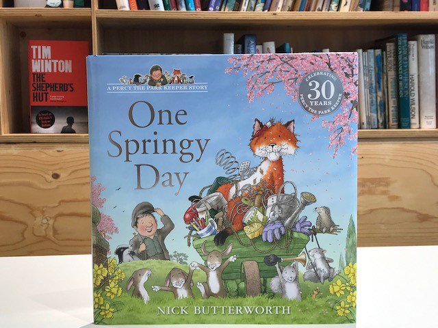 DHAchildrens's tweet photo. Percy the Park Keeper is back! A very happy publication day to Nick Butterworth for #OneSpringyDay. Out today from @HarperCollinsCh https://t.co/f3dZSBPejl