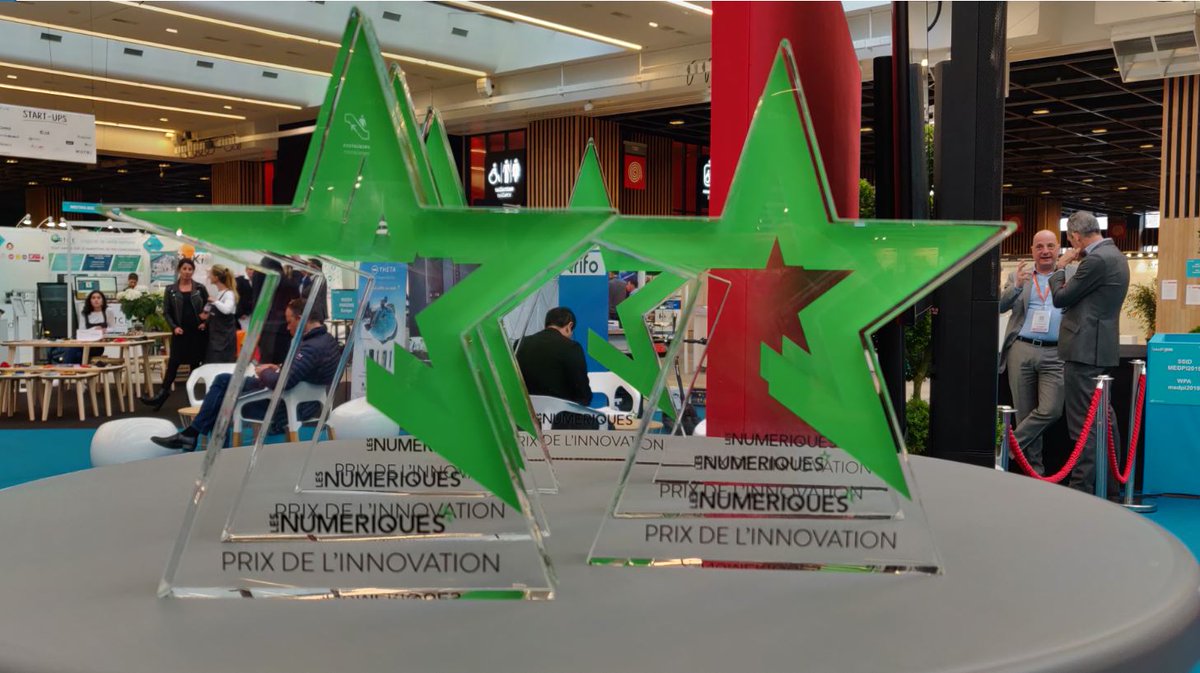 Mamosca's tweet photo. Samsung, Huawei, Sony, Sennheiser… Nos Prix de l'innovation 2019 > https://t.co/u0eTnJ2aht  via @lesnums, @MedPi https://t.co/m31GmmGenq