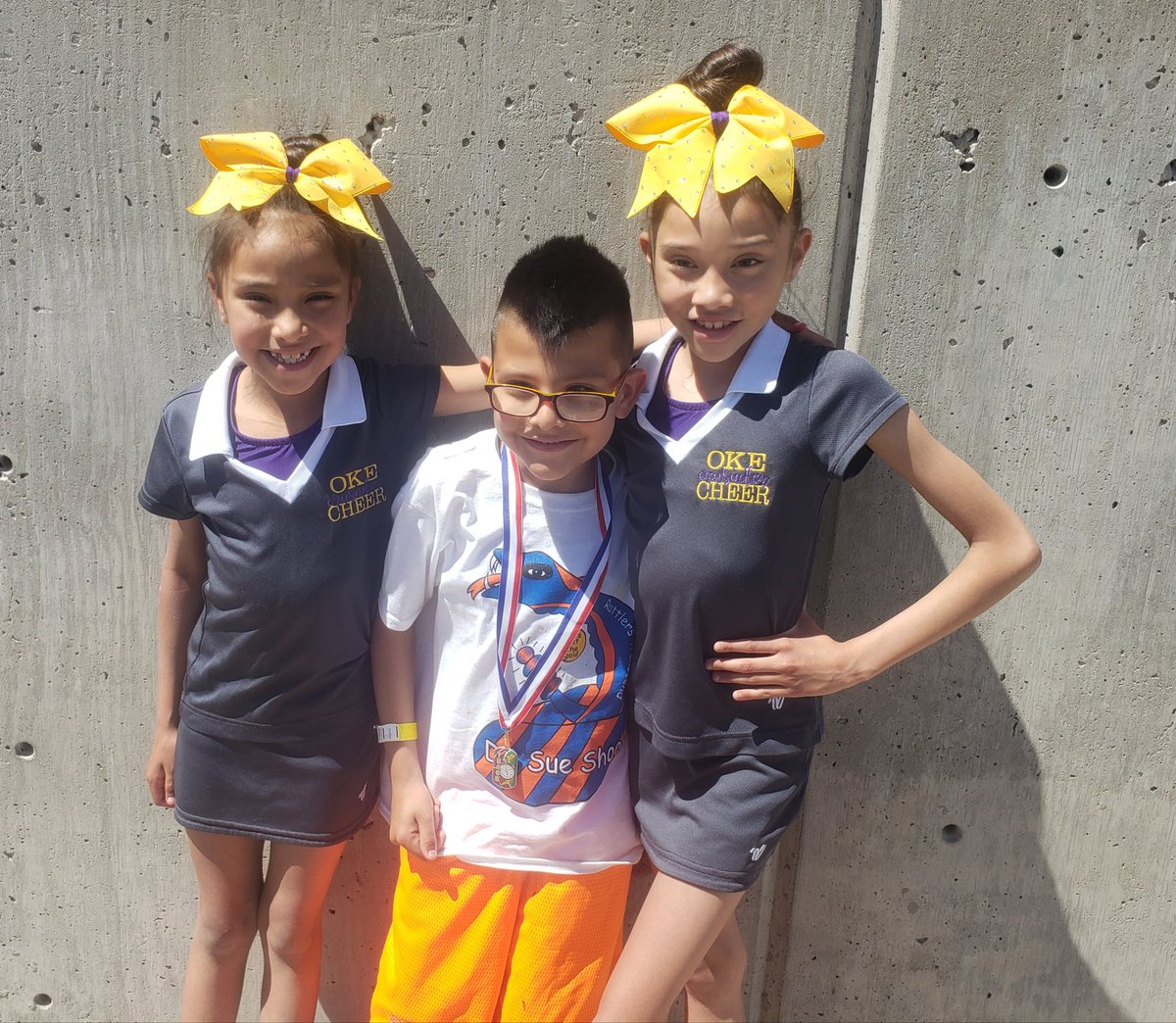 Deniseconflace's tweet photo. My favorite athlete at yesterdays Special Olympics ❤ Such a beautiful event. My handsome with his very own cheerleaders. @OKECheer @DSShook_ES #TeamSISD https://t.co/yZzqmqx99U