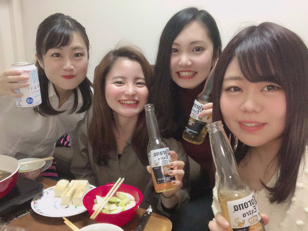 monet_clef's tweet photo. 先日、モネの睡蓮 "遅刻罰金制度"の総徴収額【1万強】による、黒毛和牛&amp;松坂牛すき焼きパーティーを開催致しました💁‍♀️🍾🥓🍻 https://t.co/bJxK8QnCo7