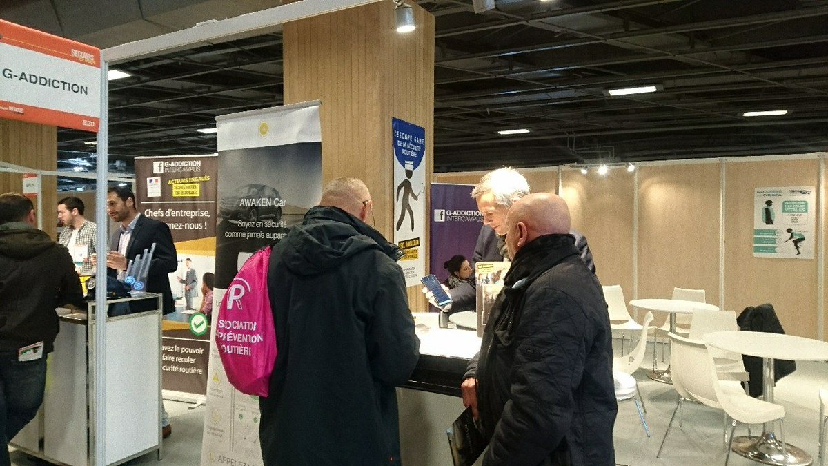 L'équipe <a href="/AWAKEN_IoT/">AWAKEN</a> promeut la sécurité routière sur le salon <a href="/SecoursetVous/">Secours & Vous</a> du jeudi 4 avril au samedi 6 avril 🚗😎 Venez découvrir nos nouveautés 🤩 <a href="/RoutePlusSure/">Sécurité routière</a> #RoutePlusSure