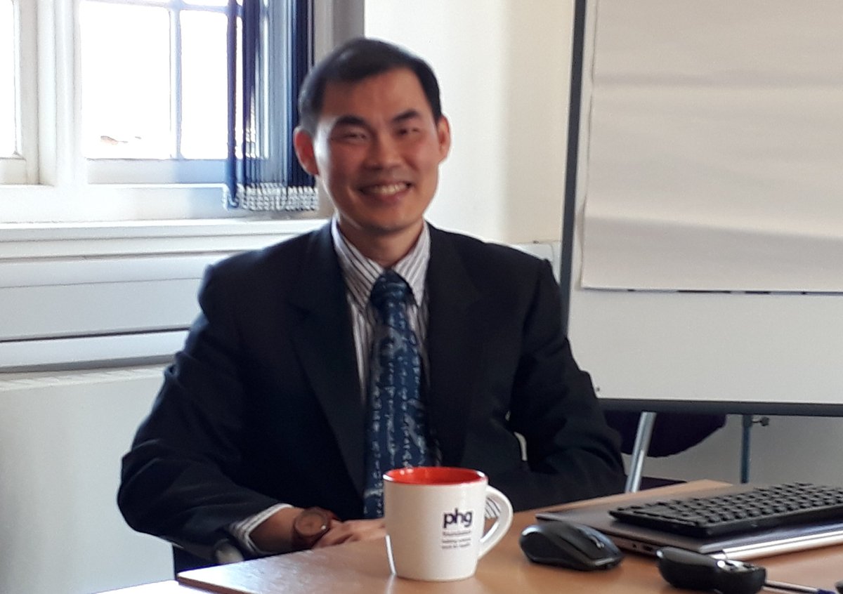 PhilippaBrice's tweet photo. Excited to be hearing from @CalvinWLHo @NUSingapore who is visiting @PHGFoundation and talking to us about law & policy relating to human genome modification https://t.co/aydLPVBgei