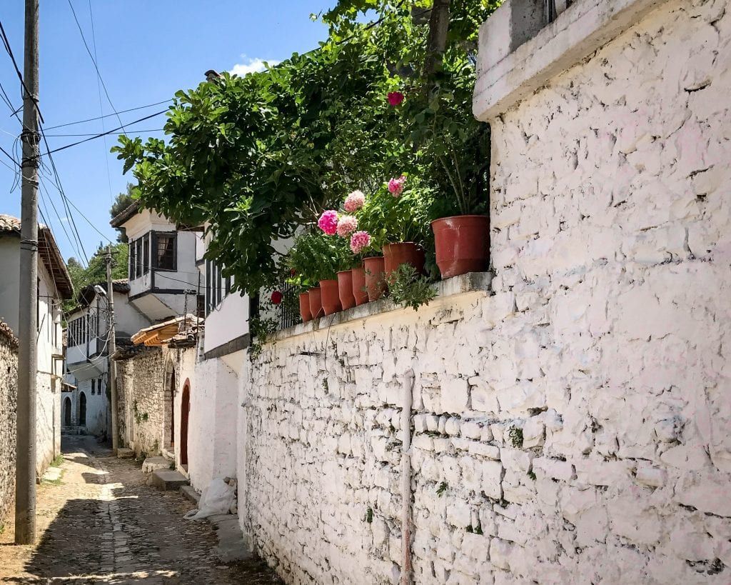 AnitaHendrieka's tweet photo. 15 Incredible Places to Visit in #Albania via @SofiaAdventures https://t.co/SfAb0kdYjo https://t.co/XuGJ3tTmPz