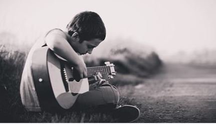 RSLAwards's tweet image. PRACTISE, PRACTISE, PRACTISE! 🎯

Check out our latest blog-post from guitar tutor, Leigh Fuge, who shares keys tips for teachers prepping their students for upcoming exams.

👇
buff.ly/2VnuOft

#MusicEducation