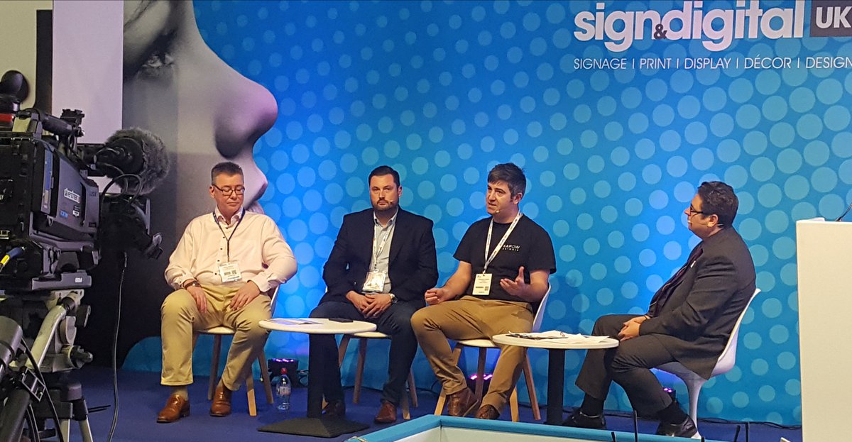 Signanddigital tweet picture