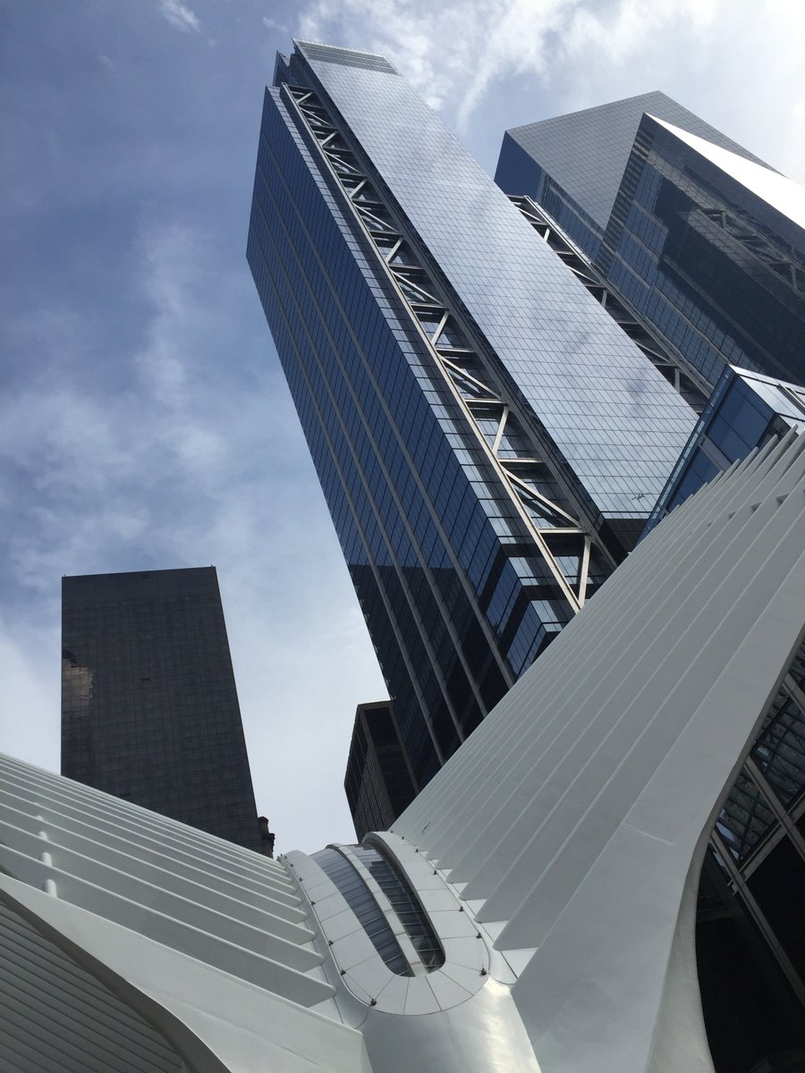 lahadevent's tweet image. Tomorrow at Drapers, LAHAD will be exhibiting work included in our live stream and the @CU_Photography exhibition in Brooklyn, NYC. 
One series that will be shown is @alicecobertphoto ‘s photographs focusing on the architecture in NYC 🗽🏙 Come down from 6-10pm to see!#nyc #photo