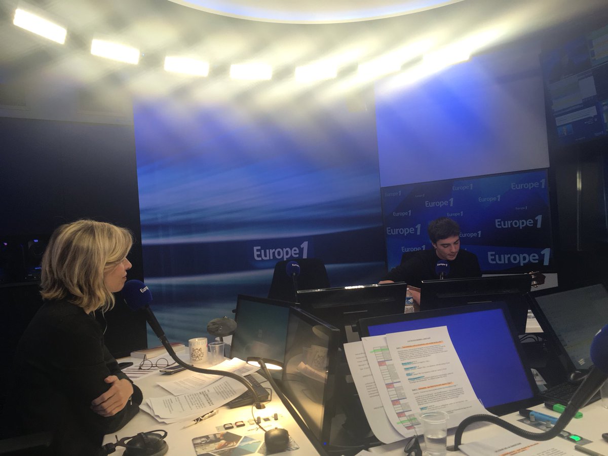 WendyBouchard's tweet photo. Merci de ces échanges forts et touchants sur les personnes #trans @Libe_LGBT @RomainBurrel @sohanside @JonasBenAhmed @Europe1 #LeTourDeLaQuestion #julia à réécouter en podcast pour diffuser et lutter contre la #transphobie #LGBTphobies #LGBT @manuecalmat https://t.co/UbABLKs0ny