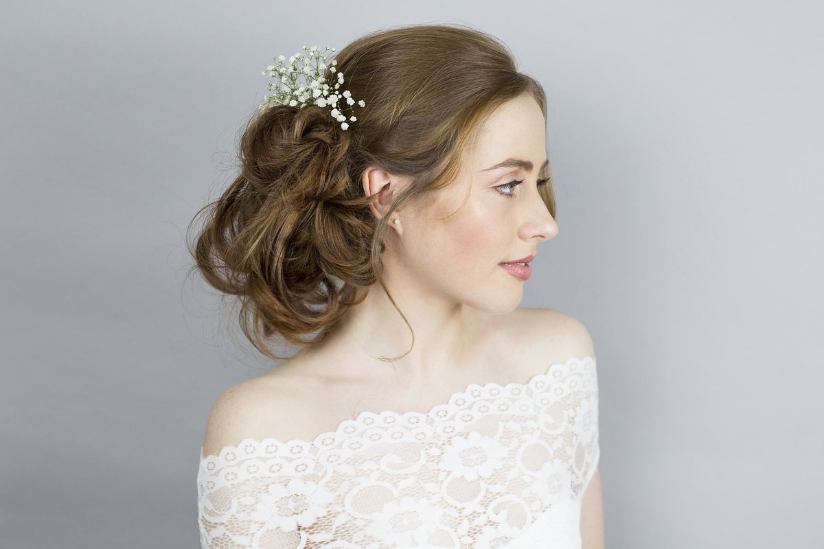 MissEllieCole's tweet photo. B R I D A L  B E A U T Y ✨
Using @AirbaseMakeUp 
#airbrushmakeup #makeupartist #makeup #bridalmakeup #wedding #weddinghair #allthingsbridal #bride https://t.co/blJUHzReW3