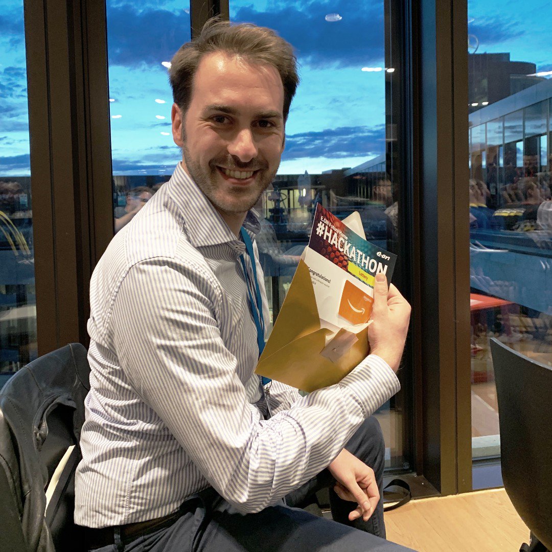 Rocking the #eonhackathon and #hackthefuturehome!