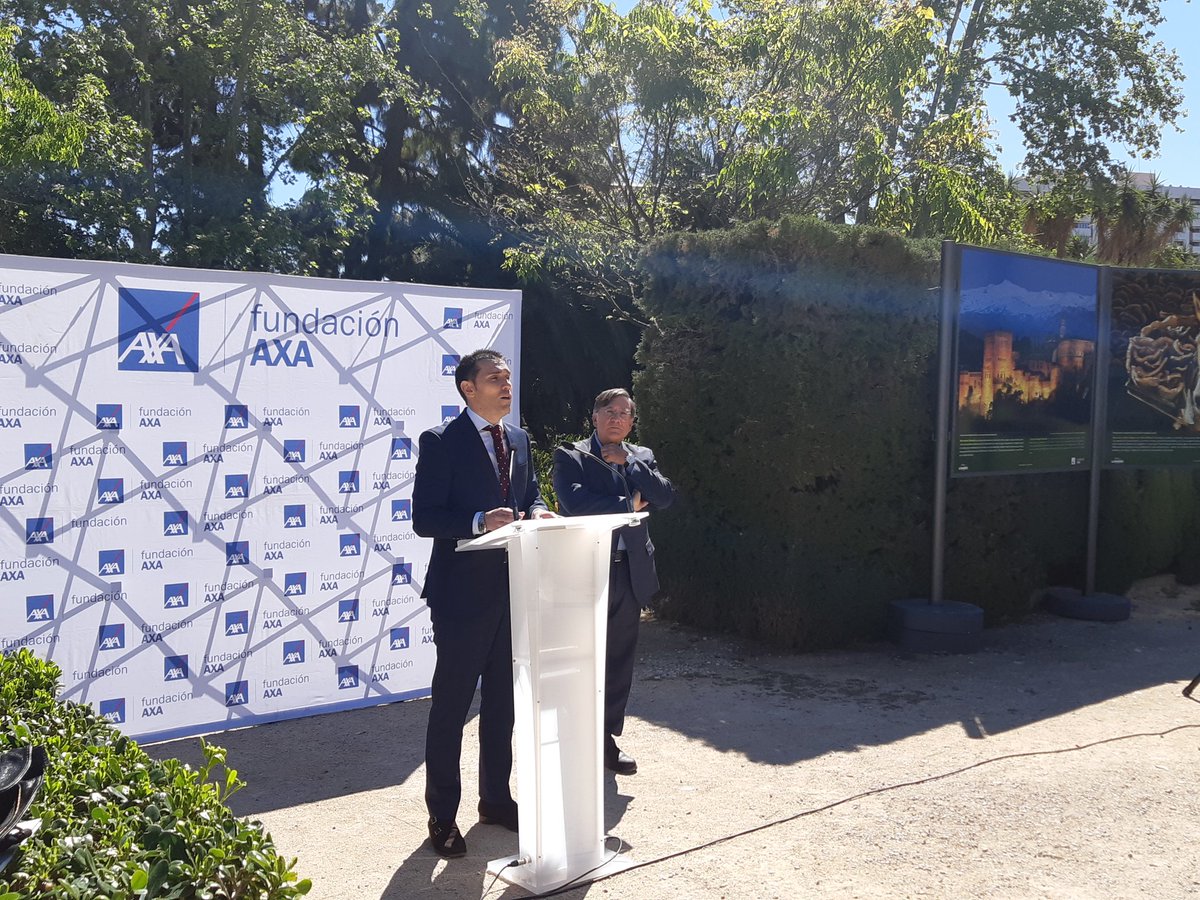 Inaugurando la exposición Hombre y Biosfera en los Jardines de Viveros de Valencia con <a href="/FcCalvin/">fernando calvin</a>