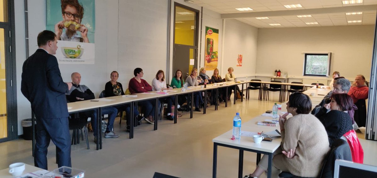 GallLaurent's tweet photo. #Foodatworkdays à #FormAlim: @AlimentoGroupe fait découvrir l’industrie alimentaire à une trentaine de collaborateurs du @LeForem . 16 sont dans la salle et les autres à distance ! @fevia_be https://t.co/TNGIalLRsk