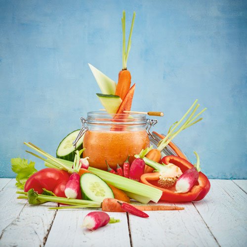 RMC_Books's tweet image. A carrot cocktail with a twist, courtesy of @LDNCocktailClub @JJamesGoodman . shar.es/amIYJe #InternationalCarrotDay #cocktail #retox