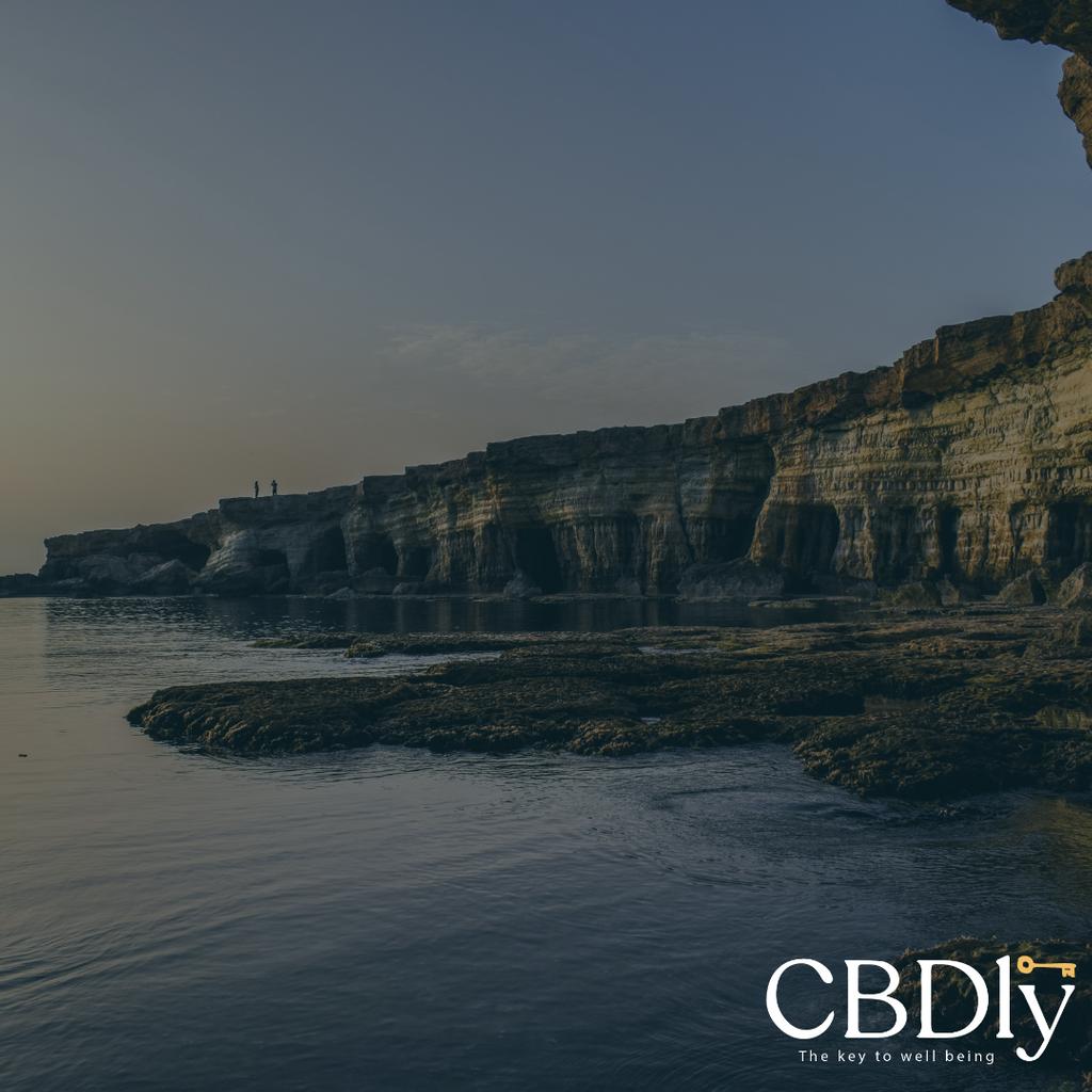 cbdly_uk's tweet photo. Find peace, happiness and calm! CBD can help relieve symptoms of anxiety, stress and depression. Try some of our incredible oil today and find out for yourself! #cbd #cbdly https://t.co/h0zMKvJXqF