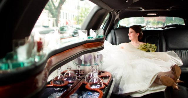 sullivanlimos's tweet photo. With wedding season approaching and the weather clearing up, it's important to take the time and select a limo company the suites your needs: https://t.co/fCgI5T76CF #weddings #limos #weddinglimo #colorado https://t.co/BnPOiGINwe
