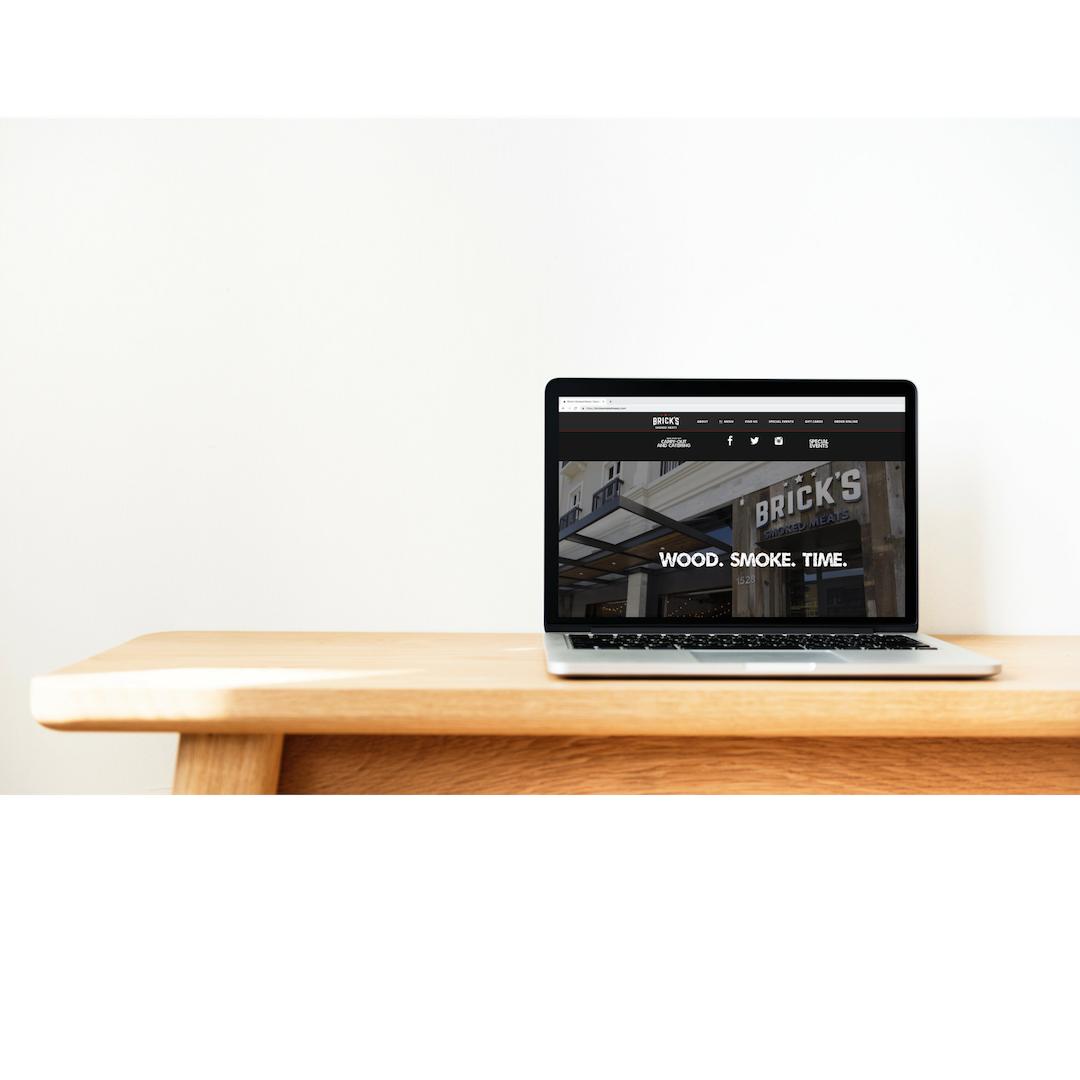 Brick's Smoked Meats tweet media