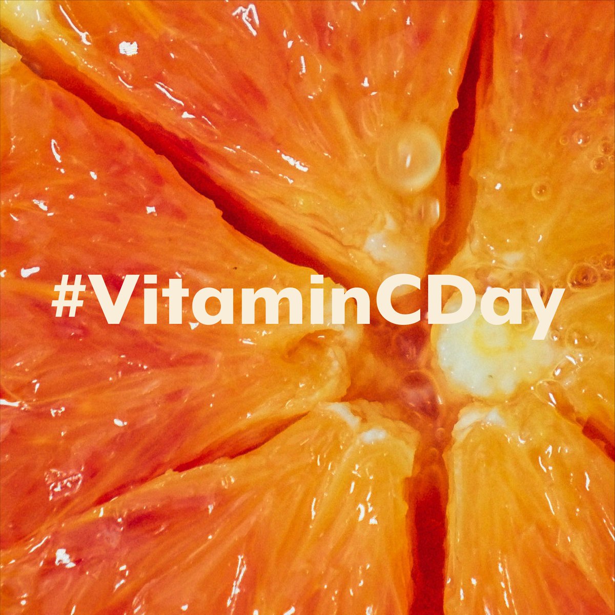 poapoasoaps's tweet photo. Which antioxidant-rich #vitaminC bomb is a skin soother, saver &amp; rejuvenator, both boosts mood &amp; relaxes and, after chocolate &amp; vanilla, is the world’s favourite flavour? Orange! Its #essentialoil can be found in our scrubs &amp; soaps 🧼 #VitaminCDay 🧡 https://t.co/7kMidtYdCZ https://t.co/dqMGkMtayr