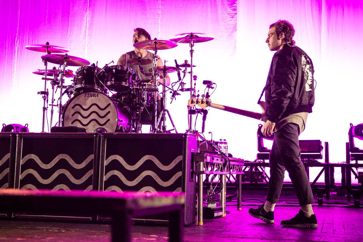 O2 Academy Brixton (@o2academybrix) on Twitter photo 🙌 #ThrowbackThursday to <a href="/LTAmusic/">Lower Than Atlantis</a> here in 2017! Don't miss their farewell show here on 11th May... 😢 smarturl.it/LTAtlantisBrix 🙌 #ThrowbackThursday to <a href="/LTAmusic/">Lower Than Atlantis</a> here in 2017! Don't miss their farewell show here on 11th May... 😢 smarturl.it/LTAtlantisBrix