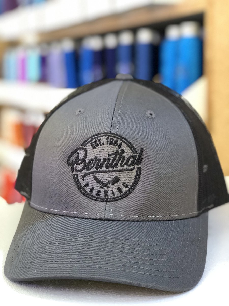 GraselGraphics's tweet photo. Stitched to perfection.👌
#customembroidery #hats #embroidery https://t.co/Y5CF57YPTr