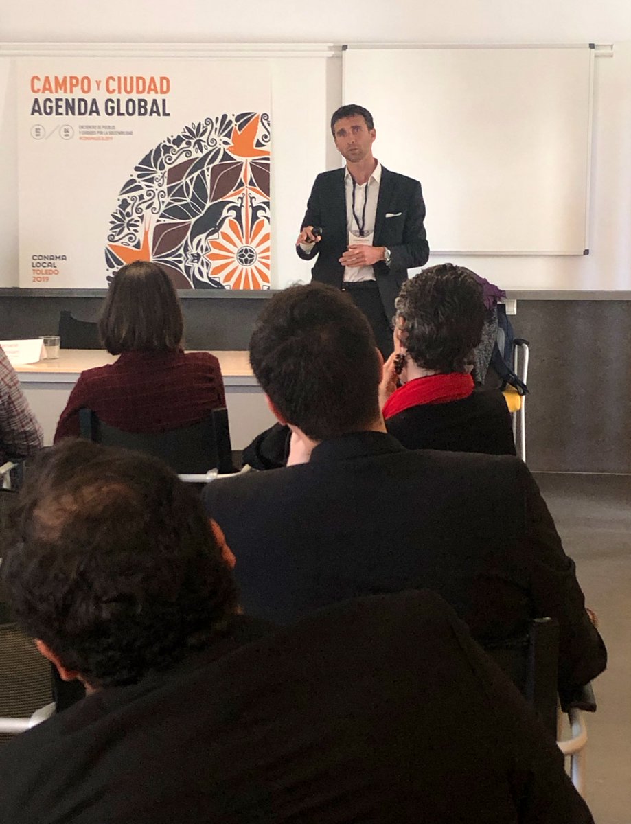enisa's tweet photo. #ConamaLocal2019 Hablamos sobre financiación e inversión en compañía de @ccuestagarrido y @DaniCalzo  moderados por #ElenaNovillo de @EconomiaJusta y conocemos empresas acompañadas por @enisa y @LaBolsaSocial en sus proyectos de crecimiento con impacto social https://t.co/wsuE39n7N4